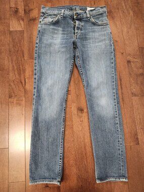 Rag and Bone women's blue slim leg jeans in size 31